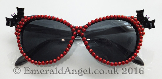 gothic bats sun glasses