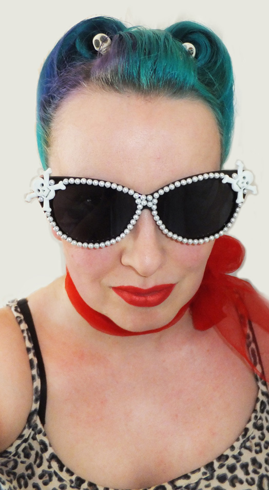 skulls n pearls sun glasses, gothic, psychobilly